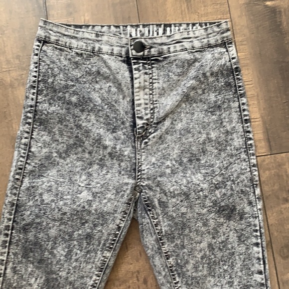 High Rise Jegging - Picture 2 of 7